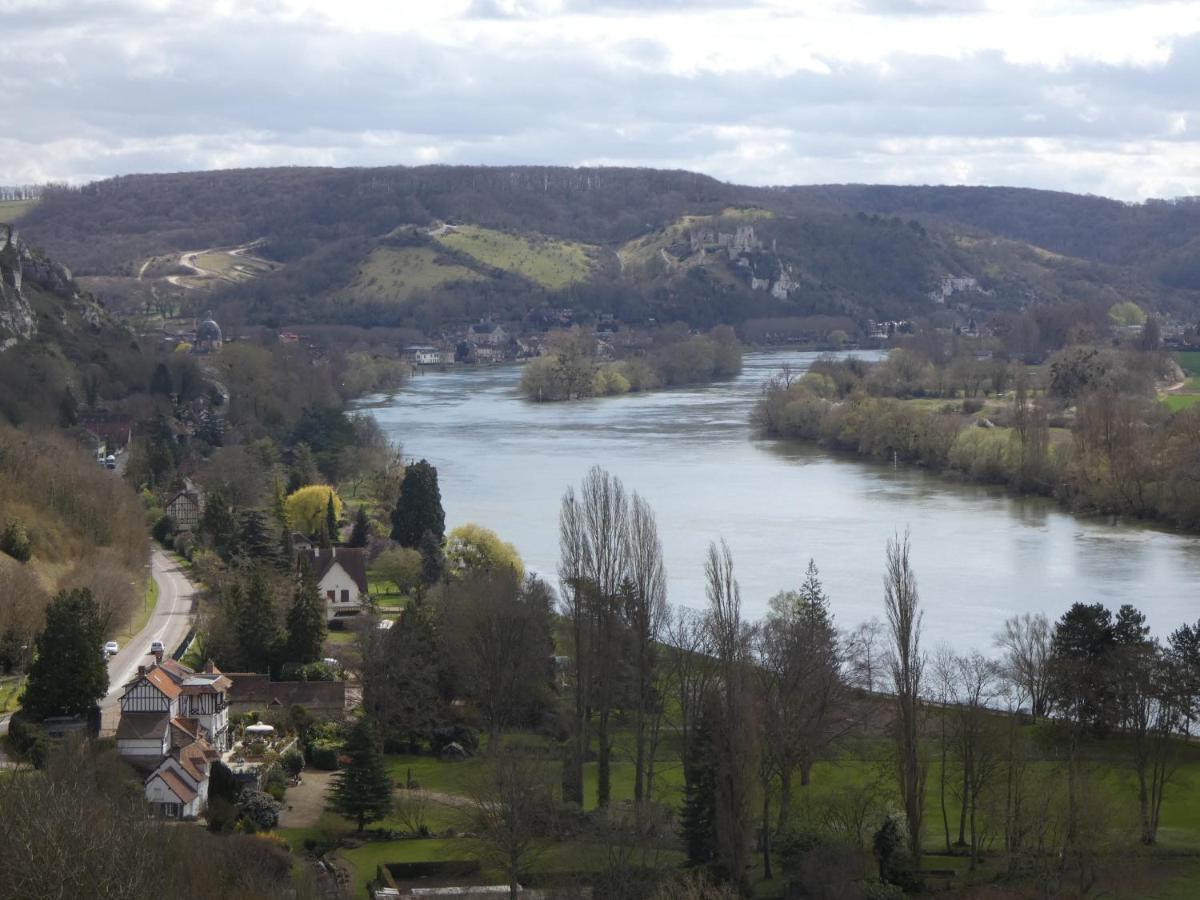 Gite L'Eau Vive Noyers  Exterior photo