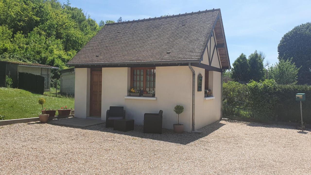 Gite L'Eau Vive Noyers  Exterior photo